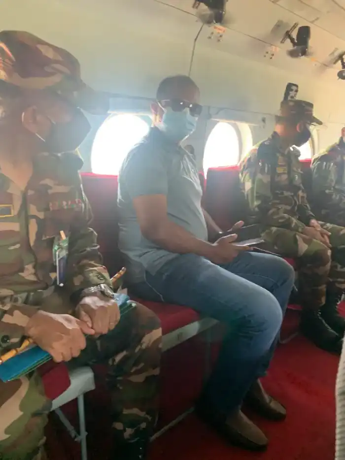 Inspection group traveling together in an aircraft